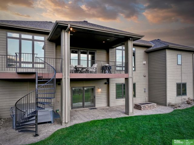3906 N 195th Street, Elkhorn, NE 68022