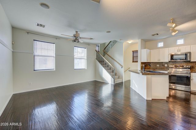 916 W ASPEN Way, Gilbert, AZ 85233