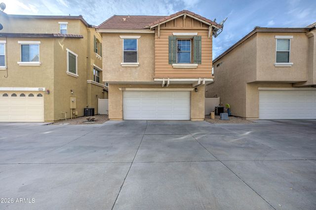 916 W ASPEN Way, Gilbert, AZ 85233