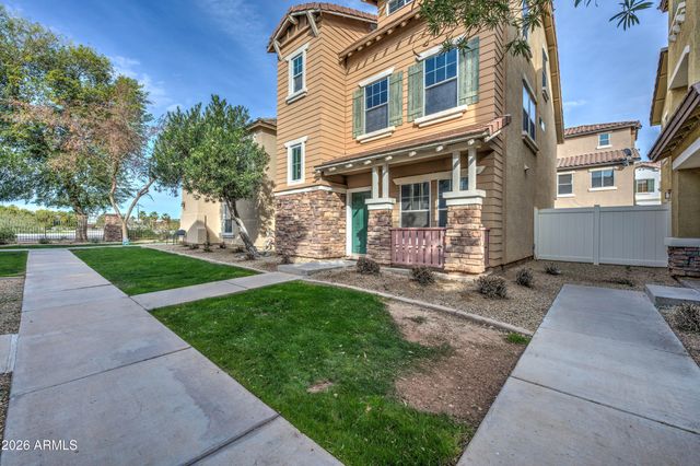 916 W ASPEN Way, Gilbert, AZ 85233