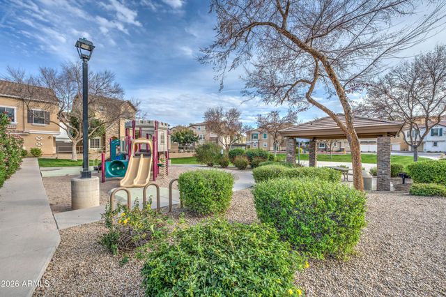 916 W ASPEN Way, Gilbert, AZ 85233