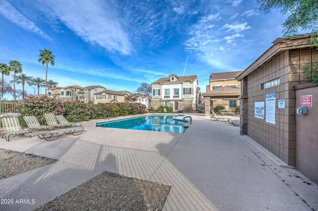 916 W ASPEN Way, Gilbert, AZ 85233