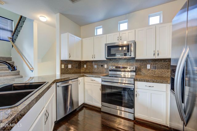 916 W ASPEN Way, Gilbert, AZ 85233