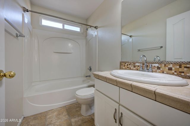 916 W ASPEN Way, Gilbert, AZ 85233