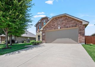 10325 Fossil Valley Drive, Fort Worth, TX 76131