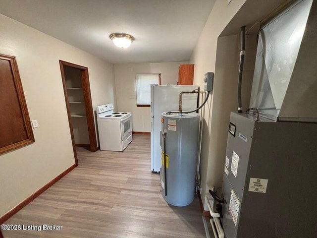141 E Harrison Ave 4, Clarksville, IN 47129