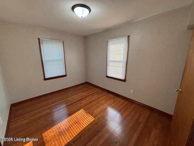 141 E Harrison Ave 4, Clarksville, IN 47129