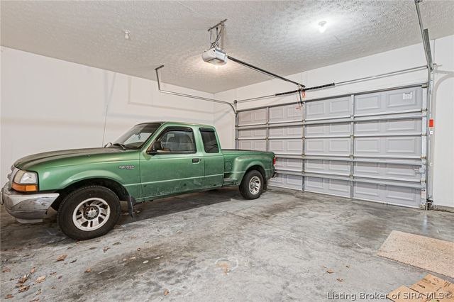 213 Highway 160, Henryville, IN 47126