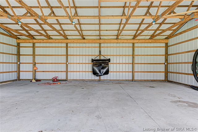 213 Highway 160, Henryville, IN 47126