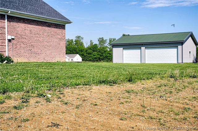 213 Highway 160, Henryville, IN 47126