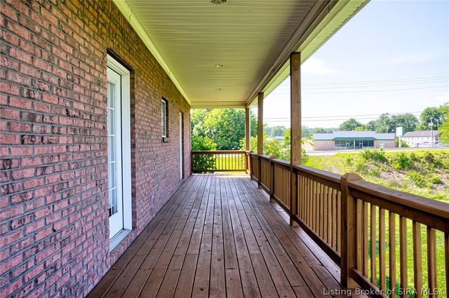213 Highway 160, Henryville, IN 47126