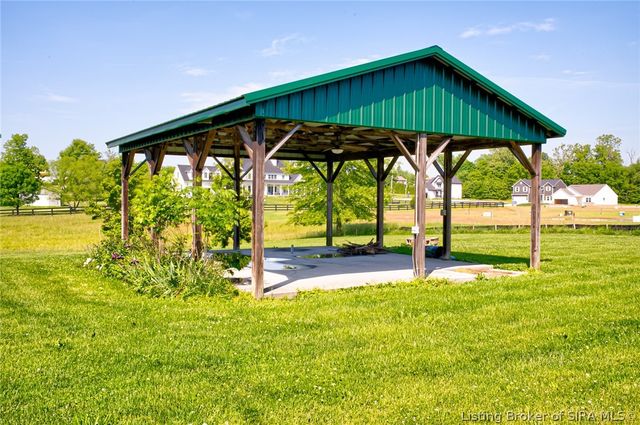 213 Highway 160, Henryville, IN 47126