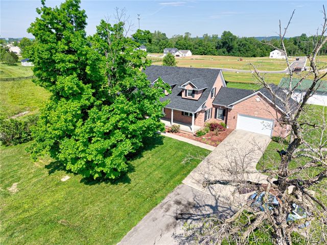213 Highway 160, Henryville, IN 47126