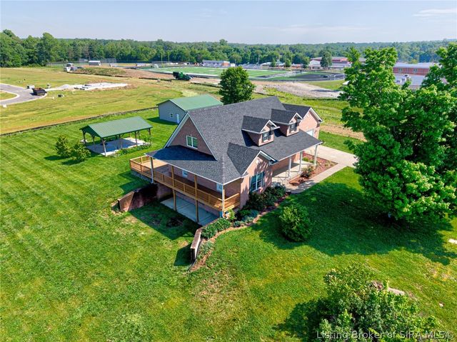 213 Highway 160, Henryville, IN 47126