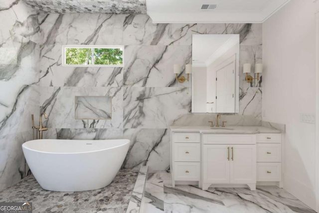 402 Timberview Court, Alpharetta, GA 30004