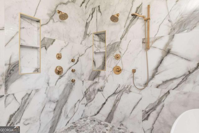 402 Timberview Court, Alpharetta, GA 30004