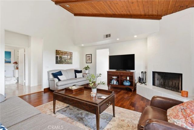 270 Flowerfield, La Habra Heights, CA 90631