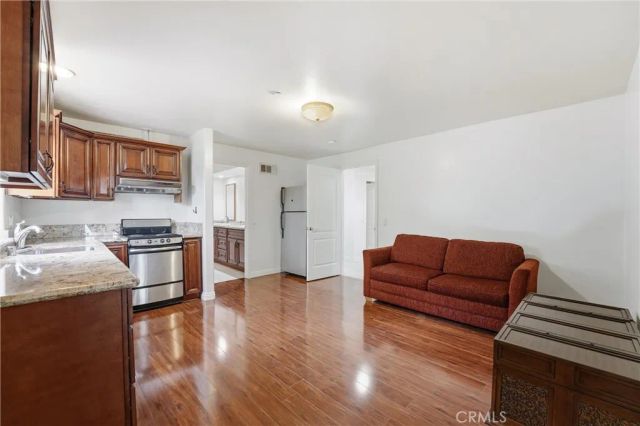 270 Flowerfield, La Habra Heights, CA 90631