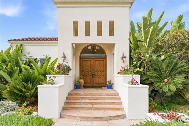 270 Flowerfield, La Habra Heights, CA 90631