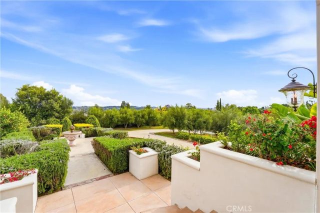270 Flowerfield, La Habra Heights, CA 90631