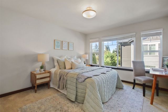135 SW 185th Lane, Normandy Park, WA 98166