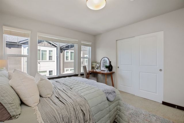 135 SW 185th Lane, Normandy Park, WA 98166