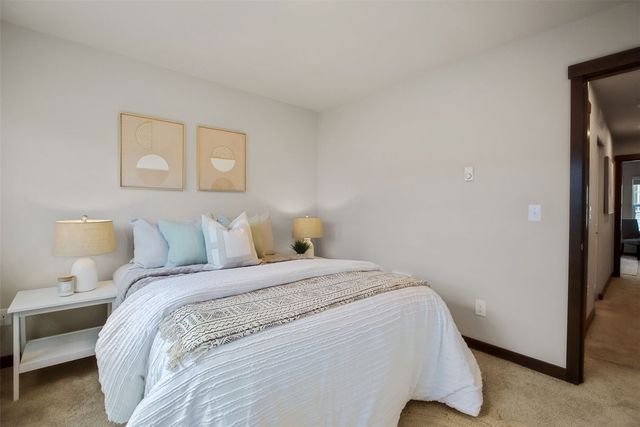 135 SW 185th Lane, Normandy Park, WA 98166