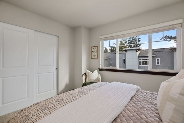 135 SW 185th Lane, Normandy Park, WA 98166