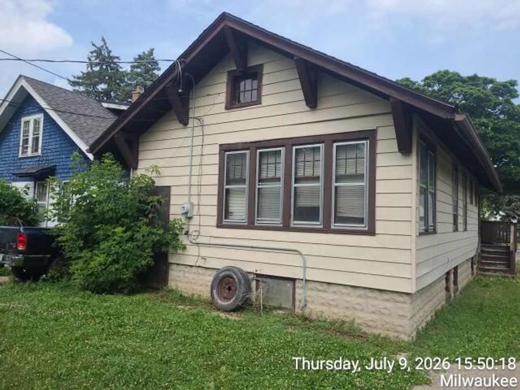 4735 N 51st BOULEVARD, Milwaukee, WI 53218