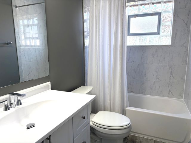 8222 W Grand Avenue 3, River Grove, IL 60171