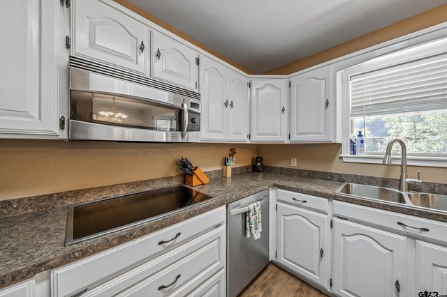 250 Paradise Ln, Hawkins, TX 75765