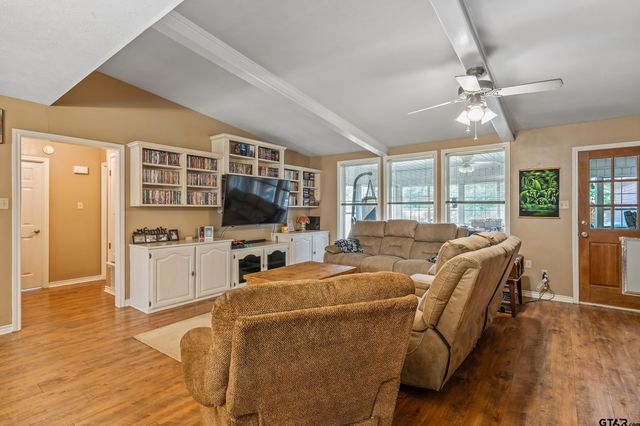 250 Paradise Ln, Hawkins, TX 75765