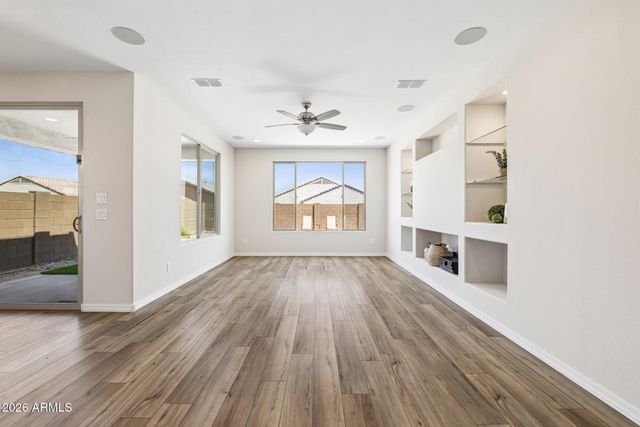 6730 W WINSTON Drive, Laveen, AZ 85339