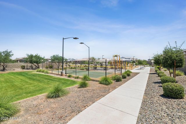 6730 W WINSTON Drive, Laveen, AZ 85339