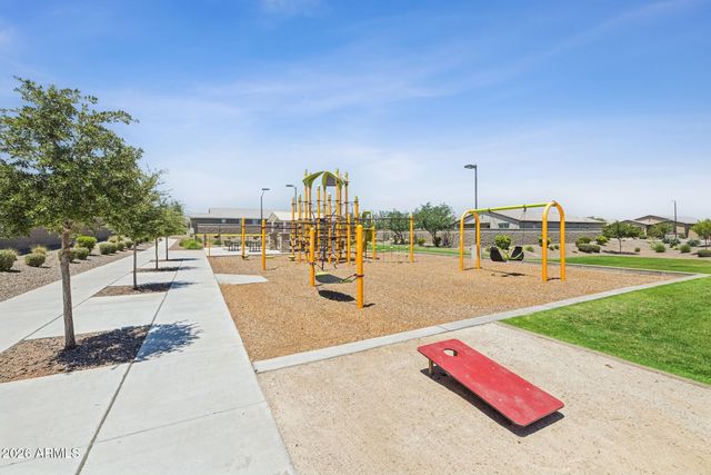 6730 W WINSTON Drive, Laveen, AZ 85339
