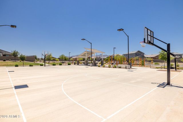 6730 W WINSTON Drive, Laveen, AZ 85339