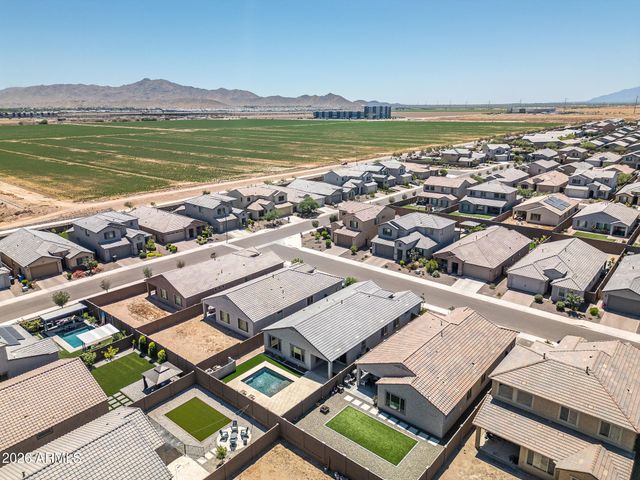 6730 W WINSTON Drive, Laveen, AZ 85339