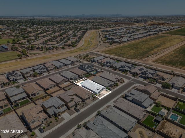6730 W WINSTON Drive, Laveen, AZ 85339