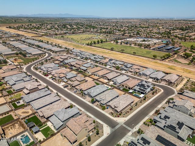 6730 W WINSTON Drive, Laveen, AZ 85339