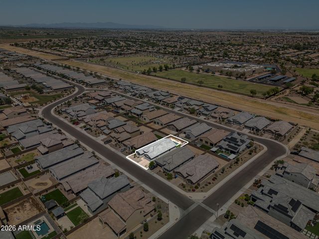 6730 W WINSTON Drive, Laveen, AZ 85339