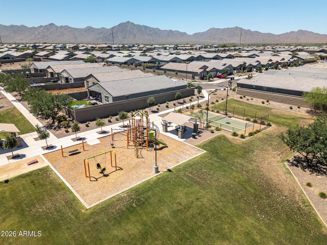 6730 W WINSTON Drive, Laveen, AZ 85339