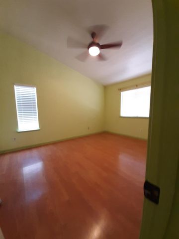 1047 Alexander Ct, Turlock, CA 95380