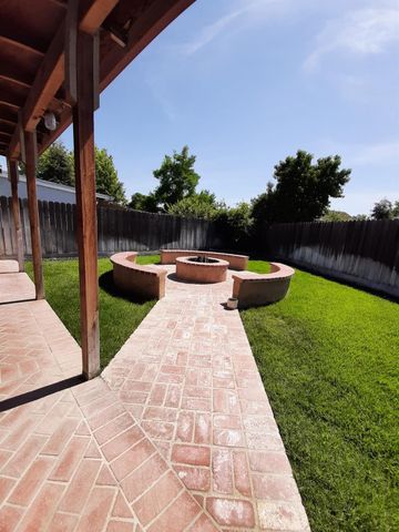 1047 Alexander Ct, Turlock, CA 95380