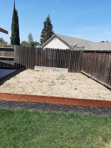 1047 Alexander Ct, Turlock, CA 95380