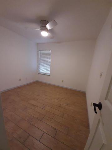1047 Alexander Ct, Turlock, CA 95380