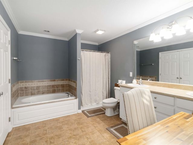 210 Shady Spring Way, Wellford, SC 29385