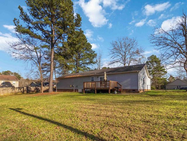 210 Shady Spring Way, Wellford, SC 29385