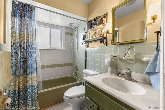 8075 William Street, Taylor, MI 48180