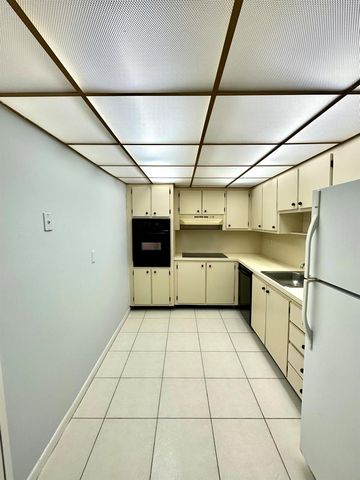 2851 S Ocean Boulevard 7s, Boca Raton, FL 33432