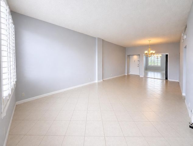 2851 S Ocean Boulevard 7s, Boca Raton, FL 33432